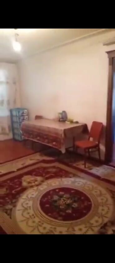 сулук курт бишкек адрес: Ünvan Gəncə şəhəri Ev yerlesir 2 otaq 30 momreli mektebin yani