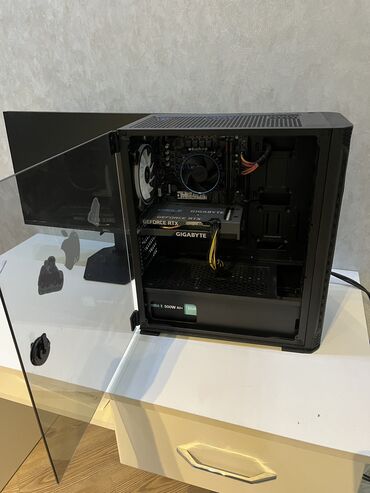 Masaüstü kompüterlər və iş stansiyaları: RTX 3050 8gb Marka —> gigabyte DDR4 16gb ram 1 TB NVMe SSD Intel i5