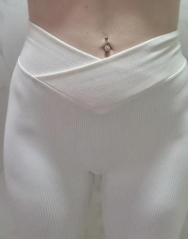 Helanke, biciklistički šortsevi: Ženske rebraste helanke – belo - Model sa V/“crossover” pojasom — 1