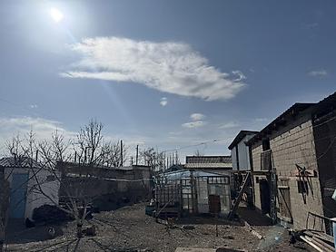 Продажа коттеджей и домов: 🏡 Продаётся капитальный кирпичный дом в центре города 📍 Локация Дом — 22