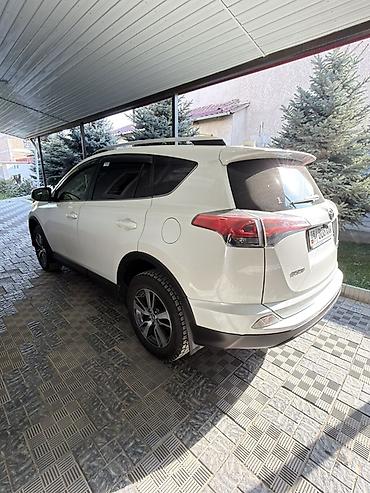 subaru outbreak: Toyota RAV4: 2016 г., 2 л, Вариатор, Бензин, Кроссовер — 2