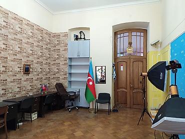 studio menziller: Bakı, 4 otaqlı, Köhnə tikili, 180 kv. m — 2