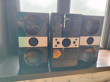 LG Ev Audio Sistemi – 3 hissəli mini-hi-fi Xüsusiyyətlər: -