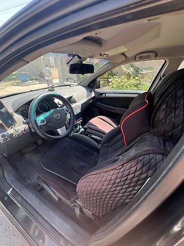 h: Opel Astra: 2014 г., 1.8 л, Механика, Бензин, Универсал — 10