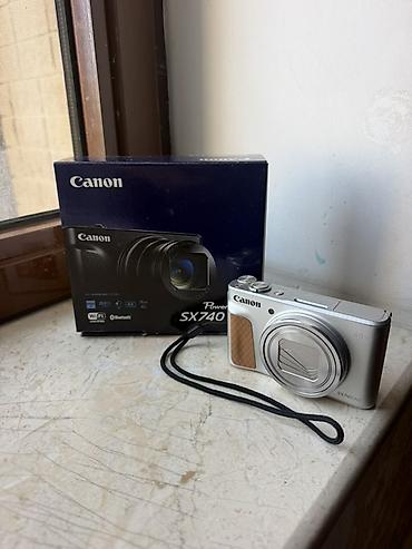 Canon PowerShot SX740 HS fotoaparatı Gutusu ve akumulatori ile - Rəng