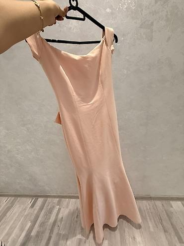 nike corab: Şaftalı rəngində zərif uzun ziyafət/libas. - Model: balıq kəsimli — 2