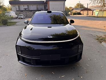 Lixiang: Lixiang L7: 2025 г., 1.5 л, Автомат, Гибрид, Кроссовер — 2