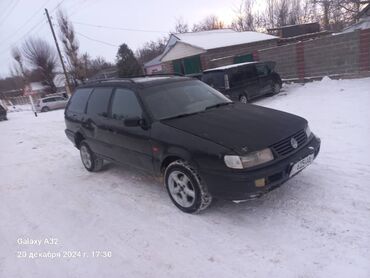 Volkswagen: Volkswagen Passat: 1994 г., 1.8 л, Механика, Бензин, Универсал