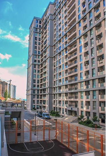 studio mənzil: Panorama park Gence pr Ahmedli 3 otdağ Deniz menzereli 2-ci mertebe — 3