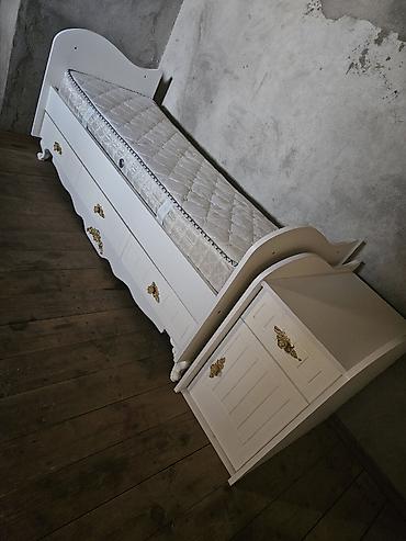 ortopedik məhsullar: Ağ rəngli uşaq/yataq otağı dəsti Tərkibi: - Tək nəfərlik çarpayı — 1