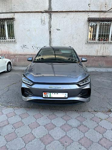 sm 5: BYD E2: 2023 г., Электромобиль, Хэтчбэк — 3