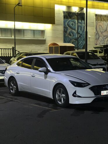 Hyundai: Hyundai Sonata: 2019 г., 2 л, Автомат, Бензин, Седан
