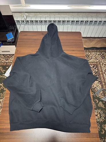 Спортивные костюмы: Продам все вещи которые на фото за 5000 сом есть новые вещи с биркой — 20