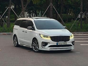 Kia Carnival: 2021 г., Минивэн