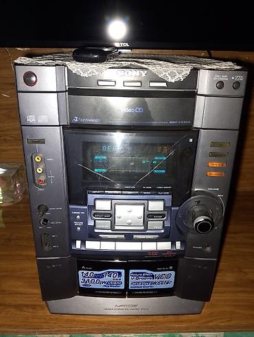 Musiqi mərkəzləri: Salam her kese muzkanı ceter Sony ses çox güclü radyo aux yer var disk — 4