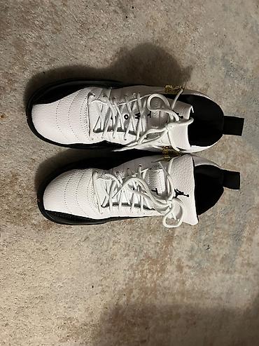 jordan: Продаю Jordan 12 taxi подделка 41 размер с торгом — 1