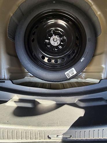 Toyota: Toyota Avalon: 2019 г., Вариатор, Гибрид, Седан — 11