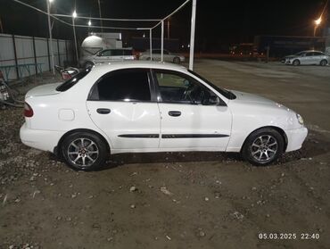 шеврале ланос: Daewoo Lanos: 1999 г., 1.5 л, Механика, Бензин, Седан