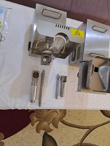 Yağ çəkən aparatlar: Paslanmayan poladdan elektrikli yağçıxarma presi (yağ çıxaran aparat) — 14