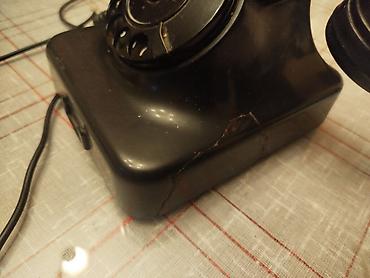 Fiksni telefoni: Stari retro fiksni Simens bakelitni telefon vintageRadi. Malo se — 12