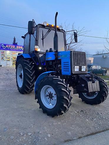 Digər kənd təssərüfat avadanlığı: Belarus MTZ 892 traktoru - Güclü dörd silindrli dizel mühərrik, ağır — 3