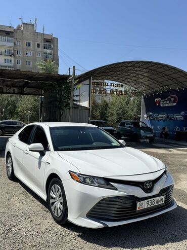 куплю машину недорого бу: Toyota Camry: 2020 г., 2.5 л, Автомат, Гибрид, Седан