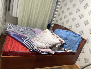 двуспальной: Эки кишилик керебет, Колдонулган, Матрасы бар, узуну - 210 см