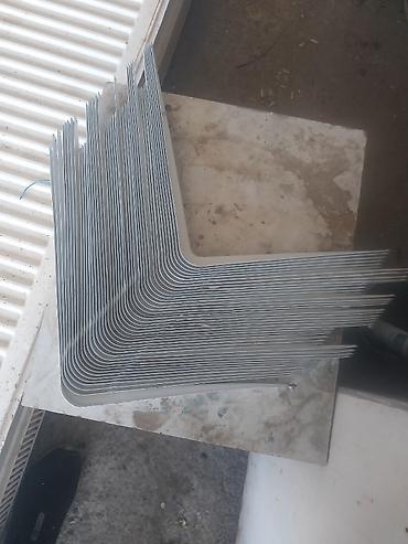 151 pcs: 42 eded 10×12 ye vitrin asilqanlari satilir biri 2 azn unvan — 1