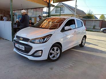айнек авто: Chevrolet Spark: 2019 г., 1 л, Вариатор, Бензин, Хетчбек — 1