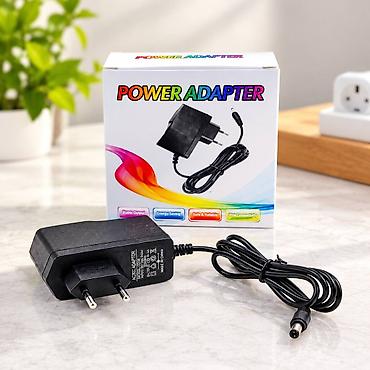 Adapter 12V/1A Adaptor 12V/1A, 12V güc tələb edən cihazları