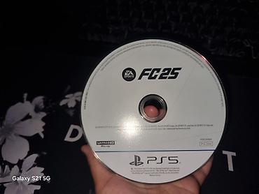 диск юфс 5: EA Sports FC 25 — диск для PlayStation 5 (Ultra HD Blu‑ray) - Формат — 3