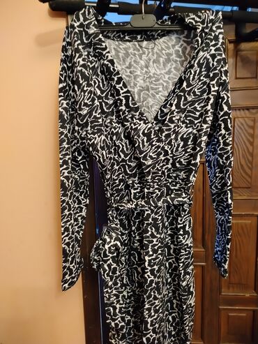 haljina kingfiel: S (EU 36), bоја - Šareno, Drugi stil, Dugih rukava