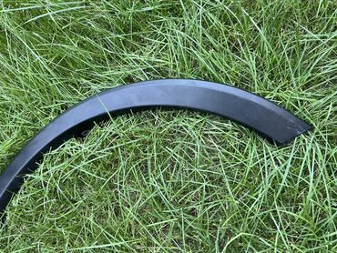 Крылья и комплектующие: Накладка крыла Заднее левое Toyota, 2018 г., Б/у, Оригинал — 4