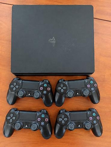 en ucuz ps5: Ps 4 + 4 pult İçindəki oyunların şəkillərini yükləmişəm. Heçbir — 1