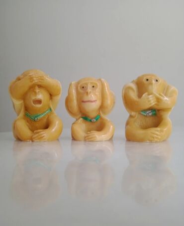 статуэтки антиквариат: 3 обезьянки недеяния зла  «Если я не вижу зла, не слышу о зле и ничего