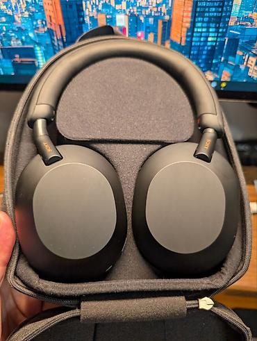 Sony WH-1000XM5 Привезены из США. в отличном состоянии Без дефектов