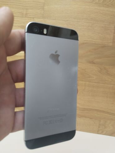 Apple iPhone: IPhone 5s, < 16 GB, Natural Titanium, Barmaq izi