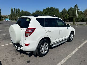 делаю: Toyota RAV4: 2011 г., 2 л, Вариатор, Бензин, Кроссовер