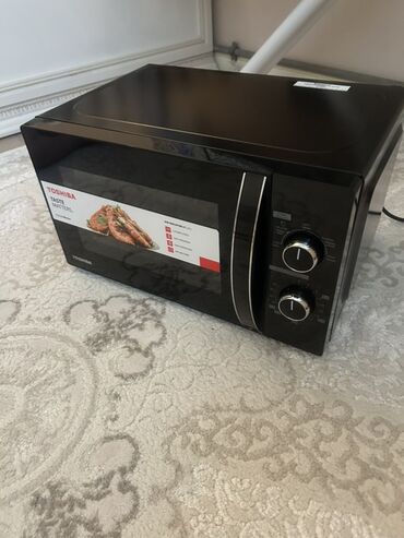 Mikrodalğalı sobalar: Mikrodalğalı soba Toshiba, Ayrıca dayanan, Mikrodalğalar ilə, rəng - Qara