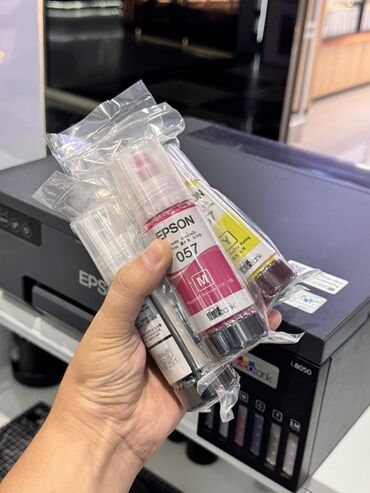 оригинальные расходные материалы 10 струйные картриджи: Набор чернил Epson 057 M для принтеров. В комплекте флаконы с