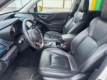 Subaru: Subaru Forester: 2022 г., 2.5 л, Вариатор, Гибрид, Кроссовер — 12