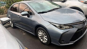 тойото: Toyota Corolla: 2021 г., 1.8 л, Вариатор, Гибрид, Седан — 3