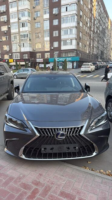 Lexus: Lexus ES: 2022 г., 2.5 л, Вариатор, Гибрид, Седан — 10