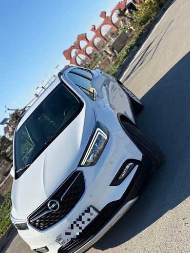 Opel: Opel Mokka X – kompakt krossover Xüsusiyyətlər: - Korpus: 5 qapılı — 7