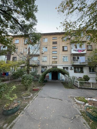 квартиры в рассрочку в бишкеке: 3 комнаты, 58 м², 104 серия, 2 этаж, Косметический ремонт