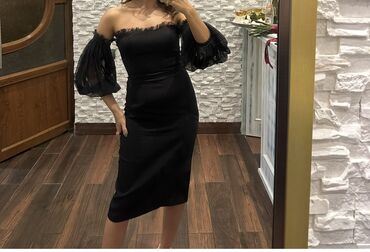 буквы из пенопласта на свадьбу: Qara off-shoulder ziyafət/gecə libası - Rəng: qara - Siluet: bədənə
