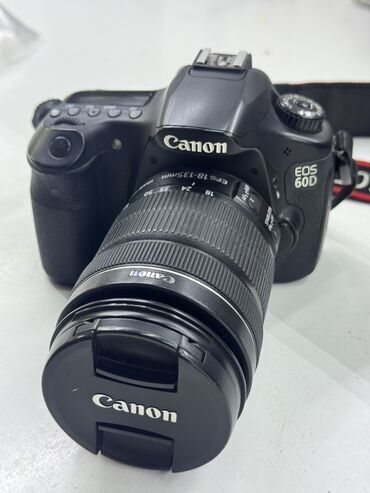 Фотоаппараты: Срочно продаю 🚨 Фотоаппарат Canon 60d 18-135mm В отличном состоянии