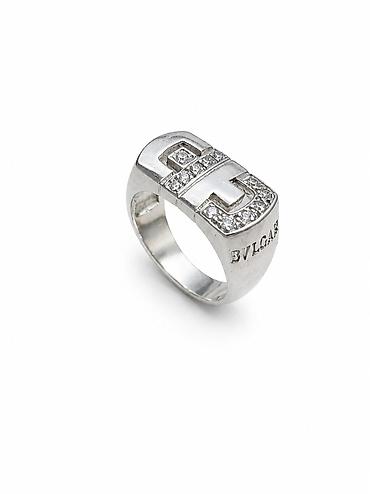 Кольцо-печатка «BVLGARI» из серебра 925 - Бренд: BVLGARI - Вид lalafo.kg да Кольцо-печатка «BVLGARI» из серебра 925 - Бренд: BVLGARI - Вид