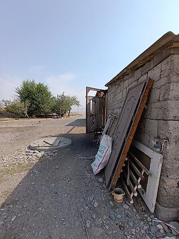 Продажа коттеджей и домов: Продается дом, 5 комнат, 49 СОТОК 📌В селе Беловодское продается — 10