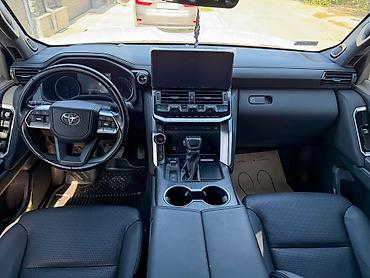 range rober: Toyota Land Cruiser: 2022 г., 3.5 л, Автомат, Бензин, Внедорожник — 7